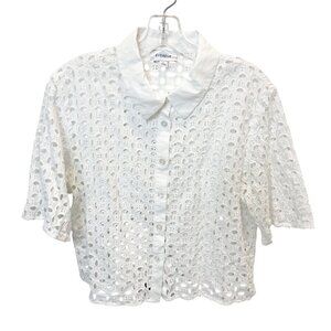 Evereve Willow White Eyelet Boxy Fit Button Shirt Cropped Preppy - Size Large